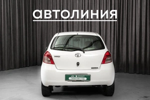 Хетчбэк Toyota Vitz 2007 года, 520000 рублей, Красноярск