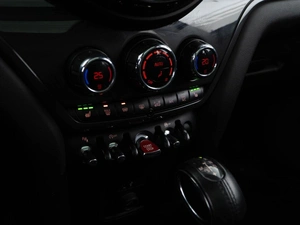 Внедорожник MINI Cooper Countryman 2018 года, 2298999 рублей, Москва