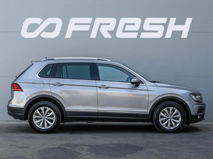 Внедорожник Volkswagen Tiguan 2017 года, 2340000 рублей, Краснодар