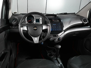 Хетчбэк Chevrolet Spark 2011 года, 665000 рублей, Аксай