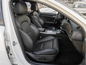 Лифтбек Kia Stinger 2019 года, 2559000 рублей, Саратов