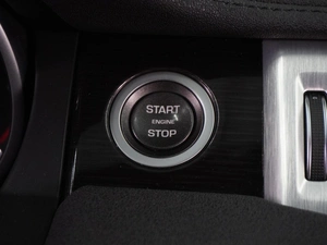 Внедорожник Land Rover Range Rover Evoque 2012 года, 1929000 рублей, Воронеж