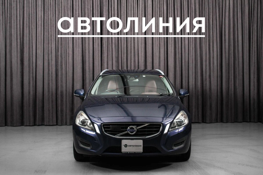 Универсал Volvo V60 2012 года, 1150000 рублей, Красноярск