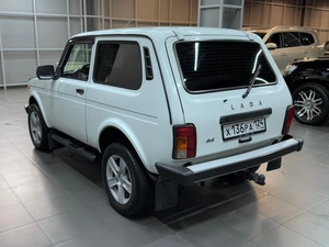 Внедорожник ВАЗ (LADA) 4x4 (Нива) 2020 года, 797000 рублей, Красноярск