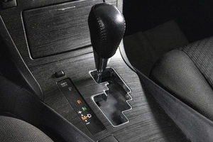 Седан Toyota Avensis 2009 года, 1019000 рублей, Сургут