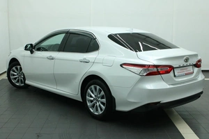 Седан Toyota Camry 2019 года, 3130000 рублей, Красноярск