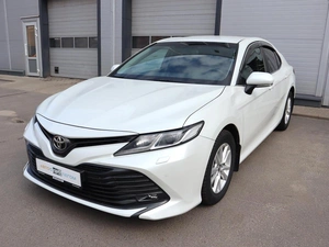 Седан Toyota Camry 2018 года, 2900000 рублей, Железногорск