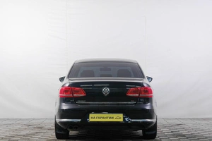 Седан Volkswagen Passat 2013 года, 999000 рублей, Кемерово