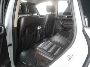 Внедорожник Volkswagen Touareg 2012 года, 2090000 рублей, Минеральные Воды