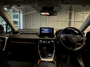 Внедорожник Toyota RAV4 2019 года, 3497000 рублей, Красноярск