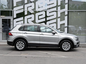Внедорожник Volkswagen Tiguan 2017 года, 2449000 рублей, Волгоград