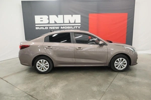 Седан Kia Rio 2019 года, 1550000 рублей, Курск