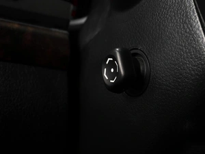 Внедорожник Toyota Land Cruiser 2011 года, 3325000 рублей, Тюмень