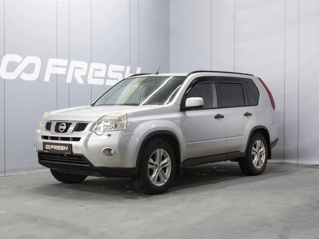 Внедорожник Nissan X-Trail 2012 года, 1240000 рублей, Омск