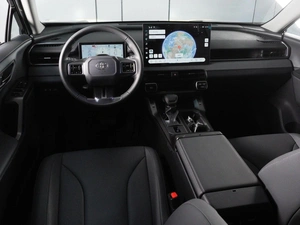 Внедорожник Toyota RAV4 2026 года, 4255000 рублей, Красный Пахарь