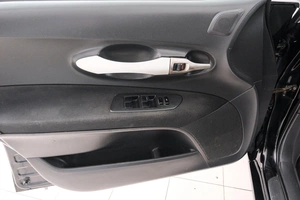 Хетчбэк Toyota Auris 2007 года, 549000 рублей, Красноярск