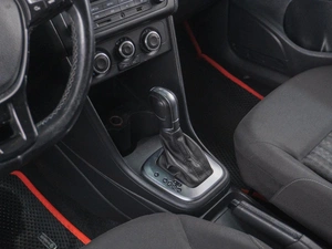 Седан Volkswagen Polo 2015 года, 999000 рублей, Сургут