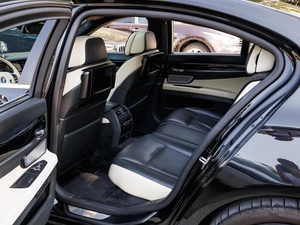 Седан BMW 7 серия 2010 года, 2080000 рублей, Большой Сочи