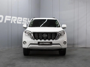Внедорожник Toyota Land Cruiser Prado 2015 года, 3690000 рублей, Омск