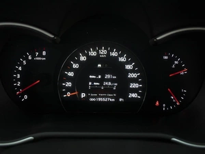 Внедорожник Kia Sorento 2013 года, 1880000 рублей, Омск