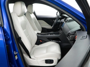 Внедорожник Jaguar F-Pace 2016 года, 2757077 рублей, Москва