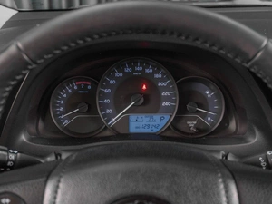 Седан Toyota Corolla 2017 года, 1589000 рублей, Тюмень