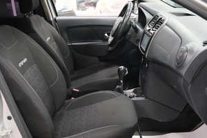 Хетчбэк Renault Sandero Stepway 2017 года, 1039000 рублей, Омск