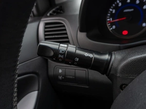 Седан Hyundai Solaris 2014 года, 749000 рублей, Саратов