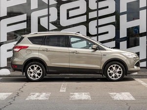 Внедорожник Ford Kuga 2013 года, 1195000 рублей, Краснодар