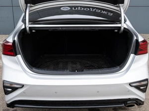 Седан Kia Cerato 2019 года, 1955000 рублей, Краснодар