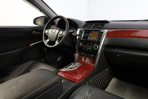 Седан Toyota Camry 2012 года, 2089000 рублей, Новосибирск