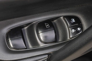 Внедорожник Nissan X-Trail 2016 года, 2049000 рублей, Новосибирск