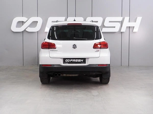 Внедорожник Volkswagen Tiguan 2016 года, 1699000 рублей, Воронеж
