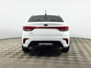 Седан Kia Rio 2018 года, 1378200 рублей, Казань