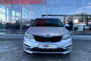Хетчбэк Kia Rio 2016 года, 1050000 рублей, Солонцы