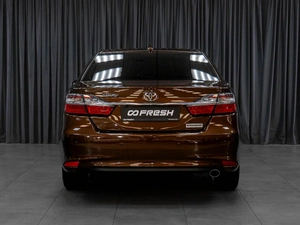 Седан Toyota Camry 2018 года, 2199000 рублей, Тюмень