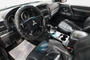 Внедорожник Mitsubishi Pajero 2011 года, 1669000 рублей, Новокузнецк