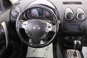 Внедорожник Nissan Qashqai 2010 года, 1149000 рублей, Омск