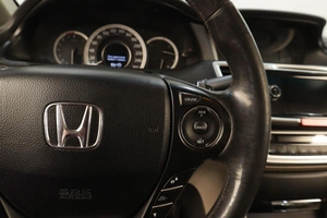 Седан Honda Accord 2013 года, 1289000 рублей, Челябинск