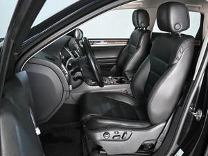 Внедорожник Volkswagen Touareg 2015 года, 3319000 рублей, Ростов-на-Дону