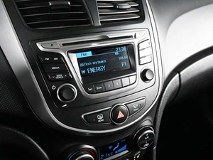 Седан Hyundai Solaris 2015 года, 859000 рублей, Ростов-на-Дону