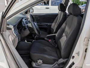 Седан Kia Rio 2010 года, 700000 рублей, Краснодар