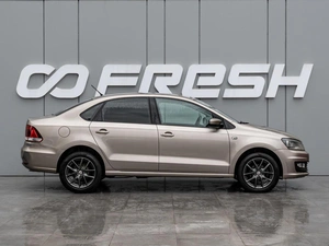 Седан Volkswagen Polo 2015 года, 940000 рублей, Краснодар