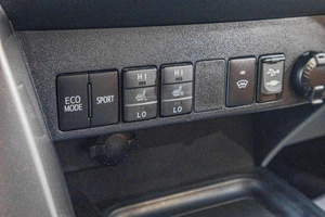 Внедорожник Toyota RAV4 2018 года, 2639000 рублей, Барнаул