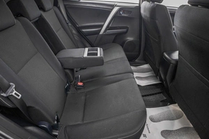 Внедорожник Toyota RAV4 2017 года, 2999000 рублей, Барнаул