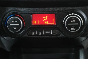 Седан Kia Rio 2014 года, 699000 рублей, Омск