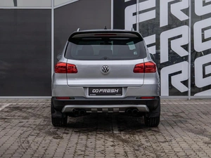 Внедорожник Volkswagen Tiguan 2011 года, 1430000 рублей, Краснодар