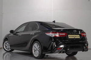 Седан Toyota Camry 2019 года, 3369000 рублей, Челябинск