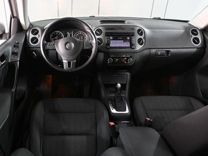 Внедорожник Volkswagen Tiguan 2015 года, 1649000 рублей, Аксай