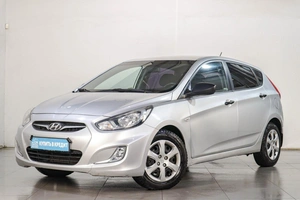 Хетчбэк Hyundai Solaris 2013 года, 639000 рублей, Челябинск